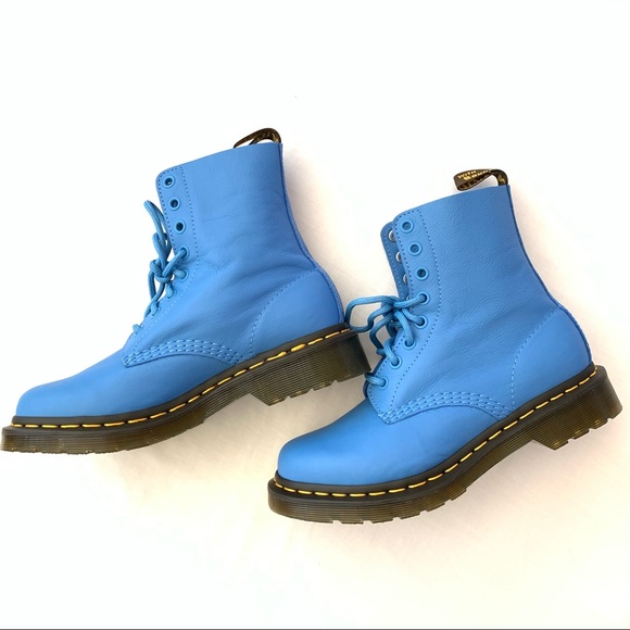 🎉HP🎉NWOT Authentic Dr. Martens Blue Leather Boots - Picture 4 of 10
